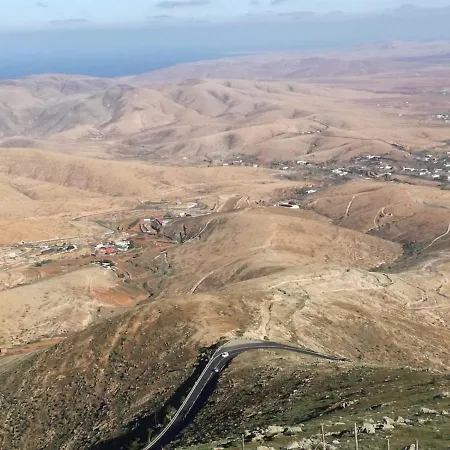 Castillo Apartment- Puerta Del Sol 245 شقة *