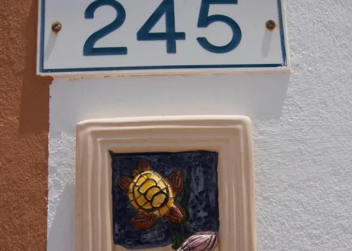 شقة Castillo Apartment- Puerta Del Sol 245 *