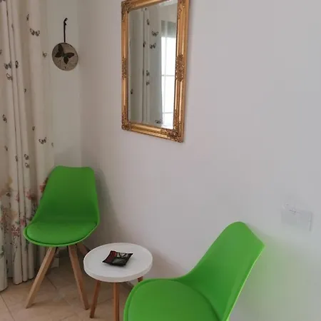 Castillo Apartment- Puerta Del Sol 245 アパート